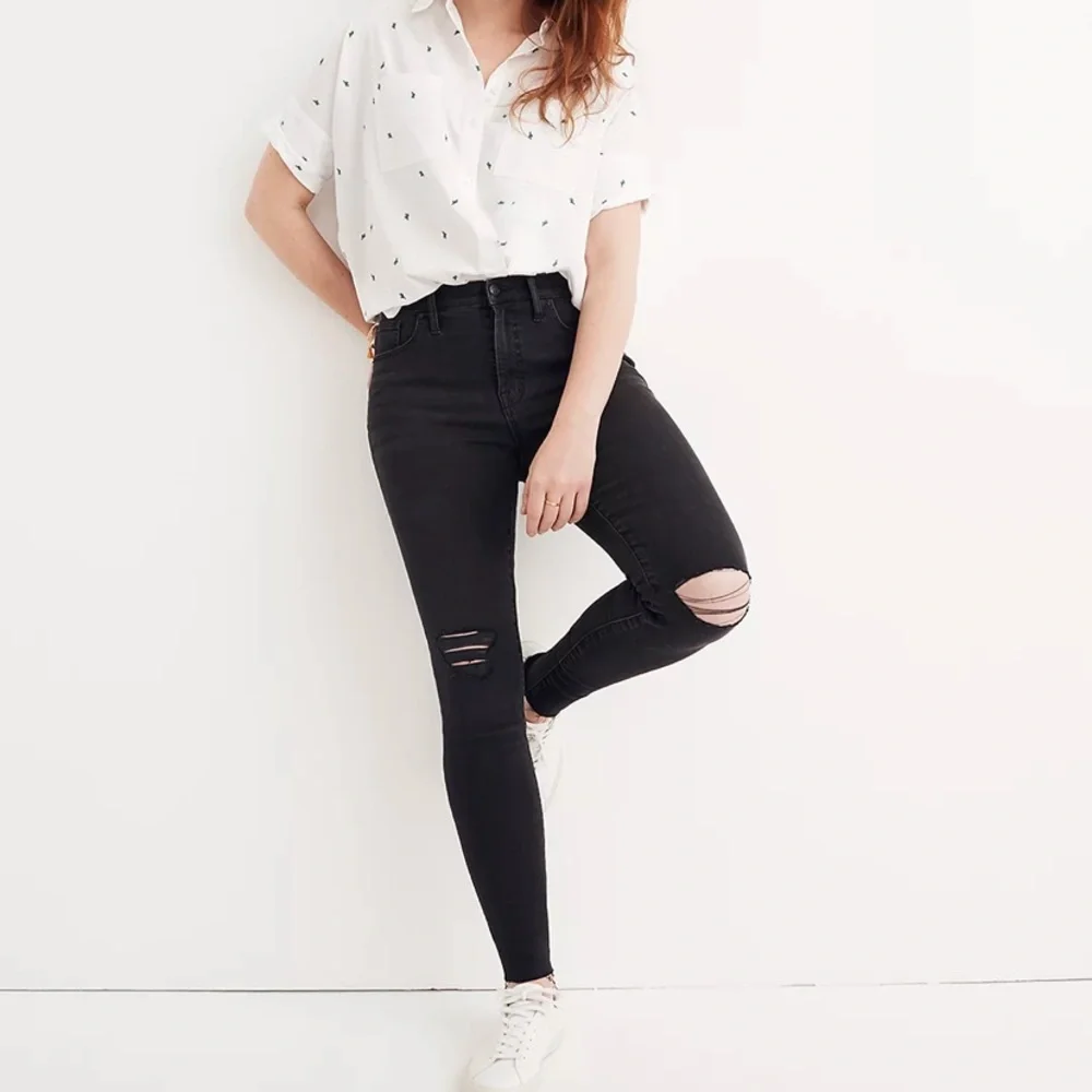 Madewell 9" Mid-Rise Skinny Jeans in Black Sea - Picture 1 of 8